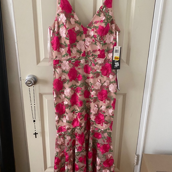 XSCAPE KAIA DRESS size 4 NWT - Picture 8 of 8